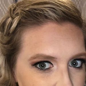 Meet your Posher, Cassie